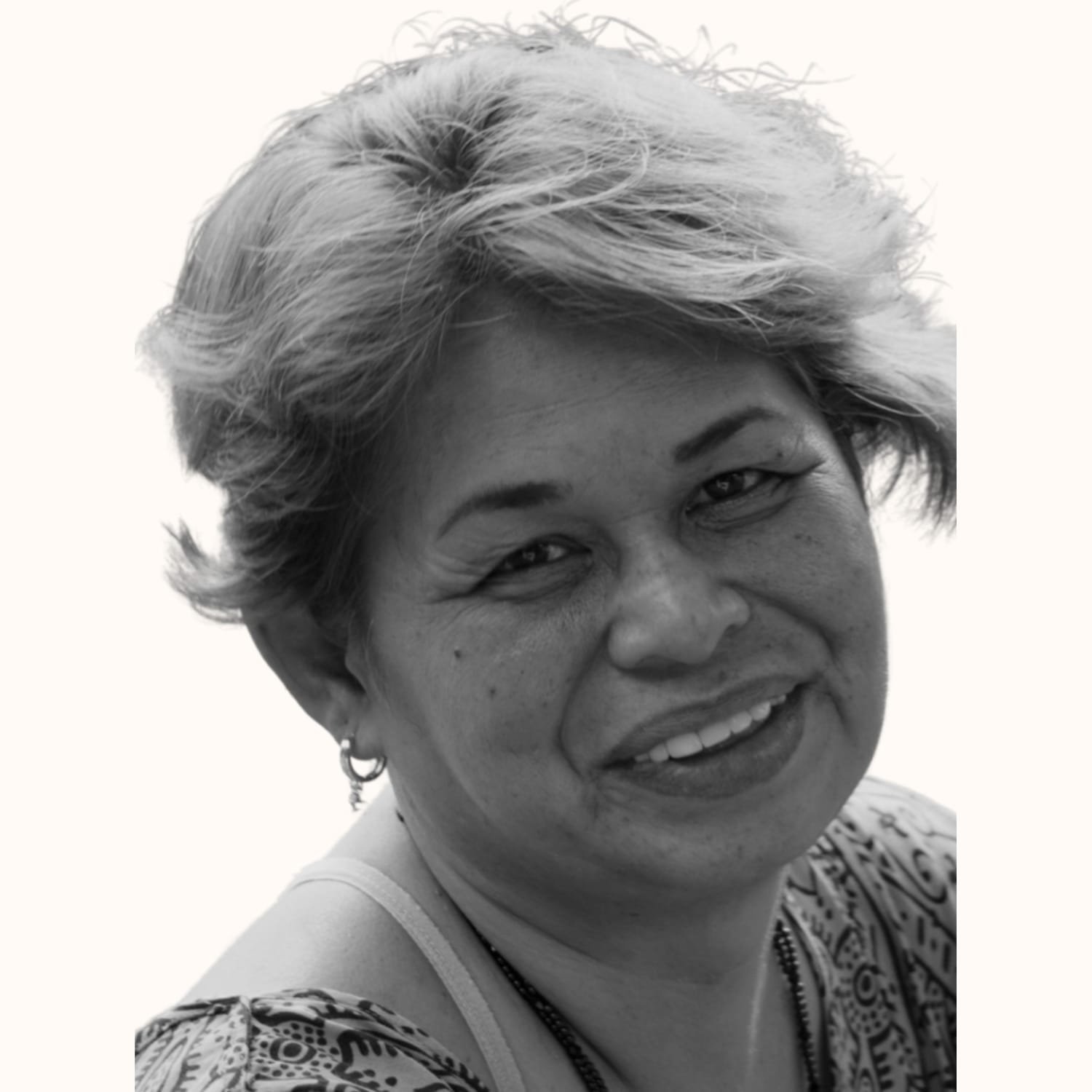 Anita Carolina Staf Logistik