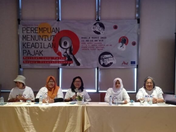 Melihat Uang Pajak Negara Disalahgunakan: Perempuan Menuntut Keadilan Pajak
